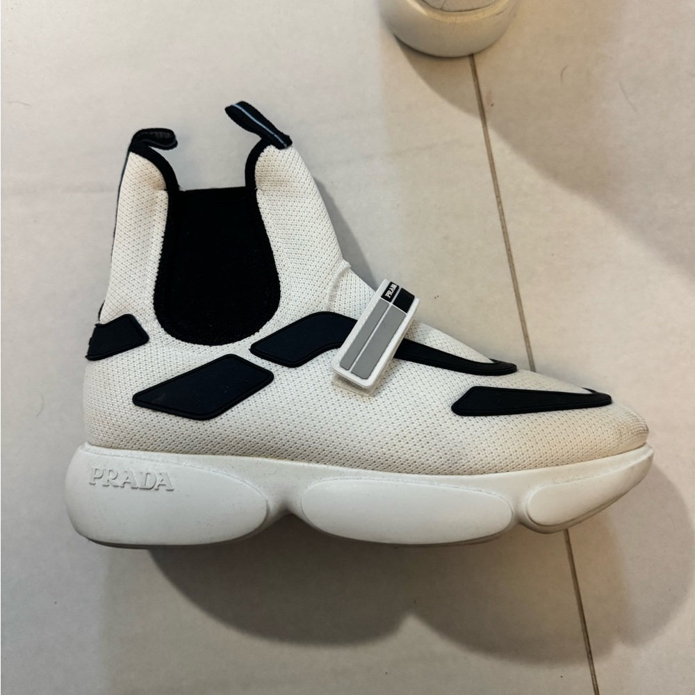 Prada Cloudbust Sneakers - Size 7